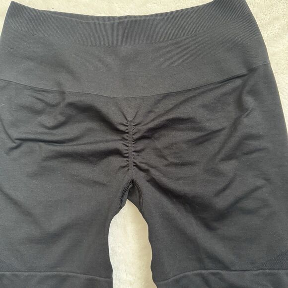 YoungLA Core Seamless Shorts W120 black medium - Picture 5 of 6